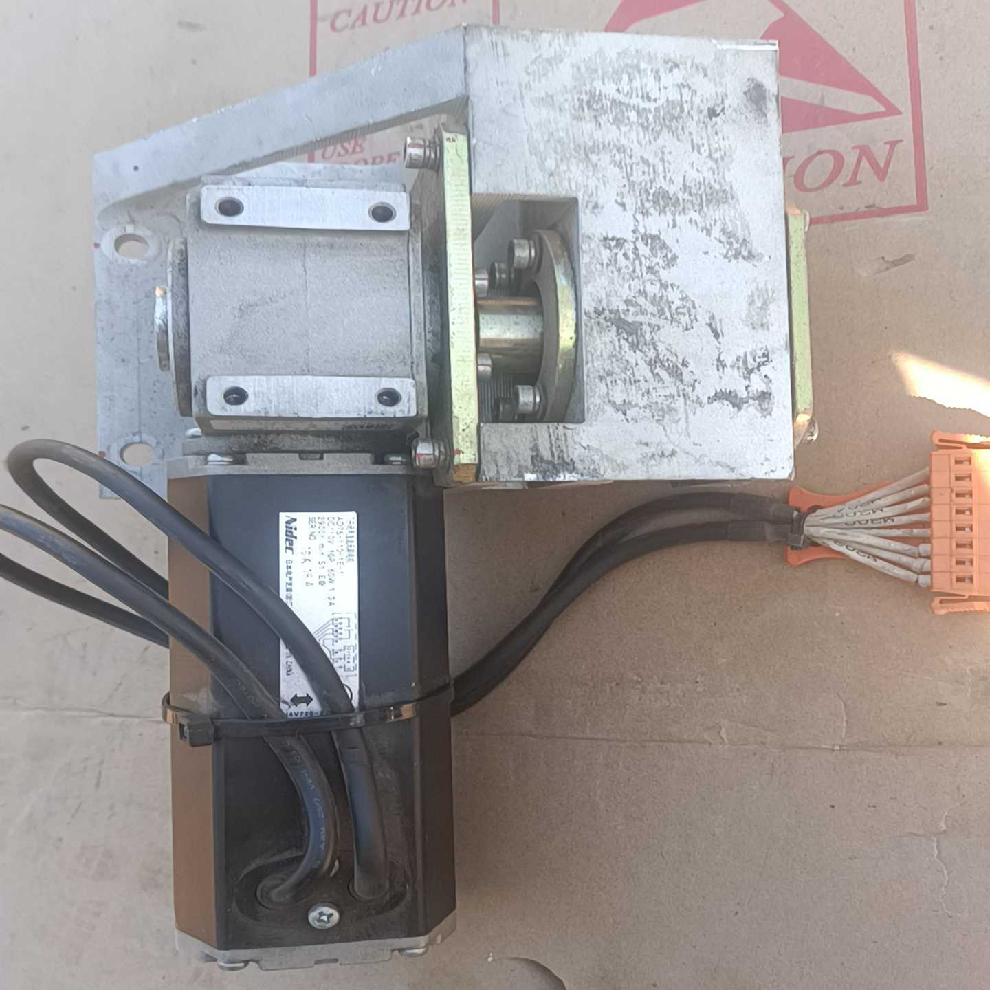 日本Nidec尼得科永磁直流无刷电机，型号:AD75-询价客服