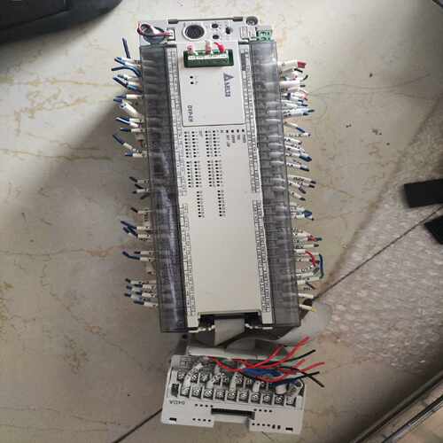 台达dvp80eh00r2，plc的，带模块dvp0（电子设备）