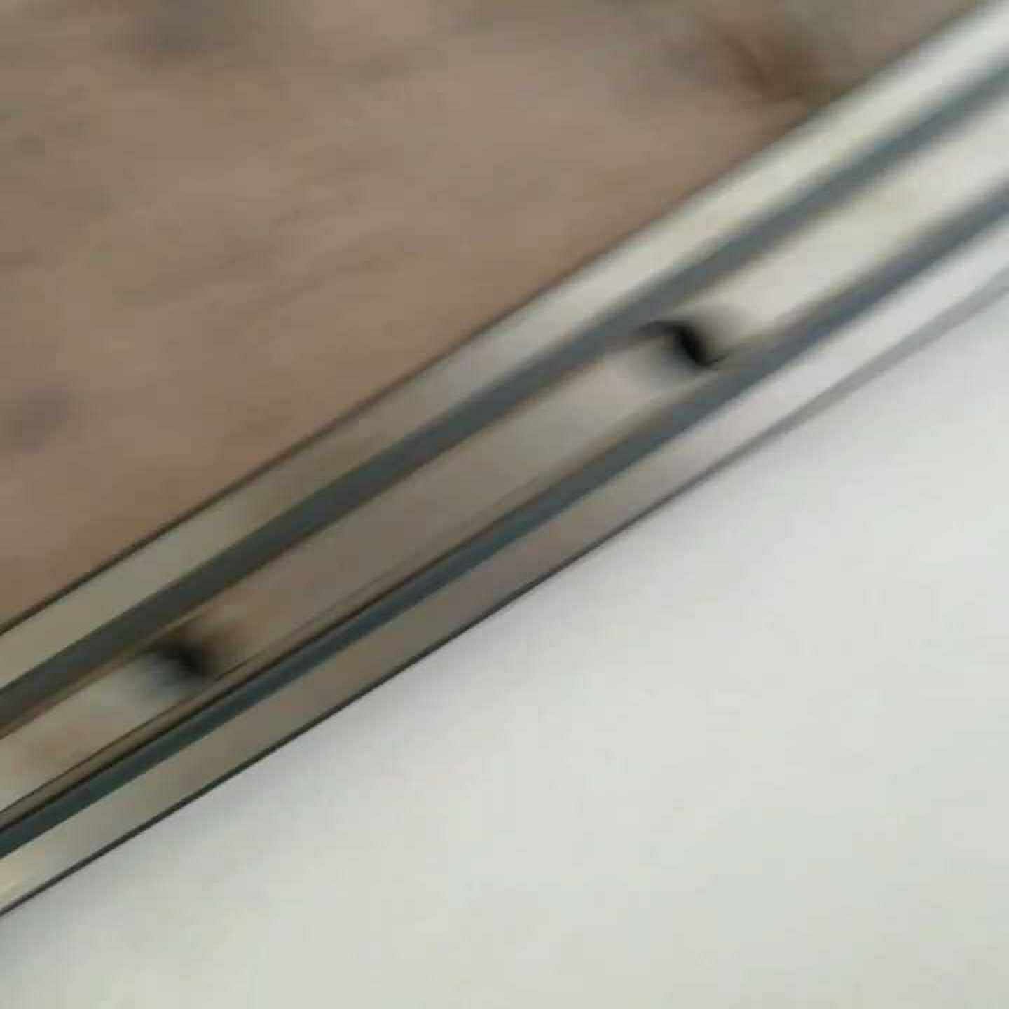 议价直线导轨新的有4条今天尺寸看图片单个价格260一根