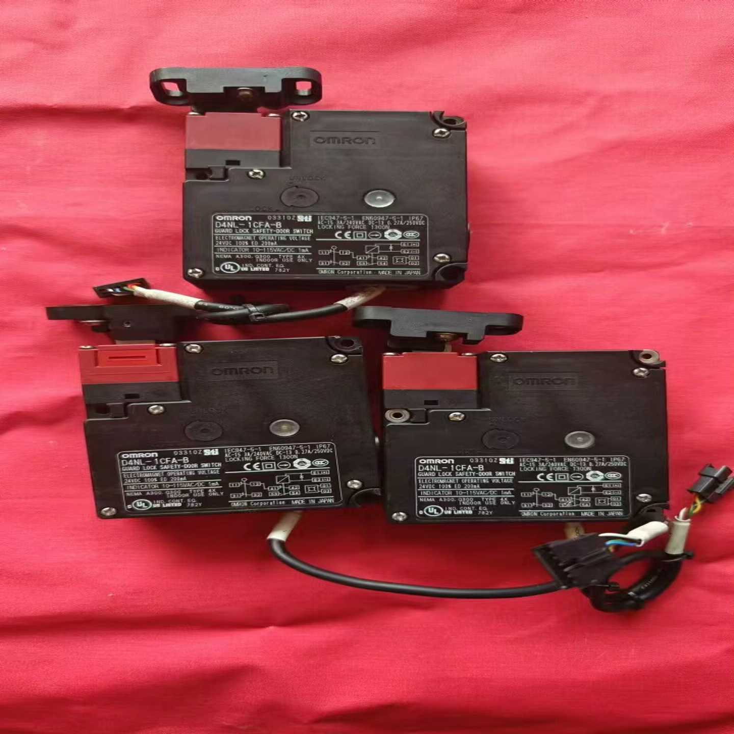 议价欧姆龙D4NL-1CFA-B原装安全门门锁开关电磁锁，拆机，