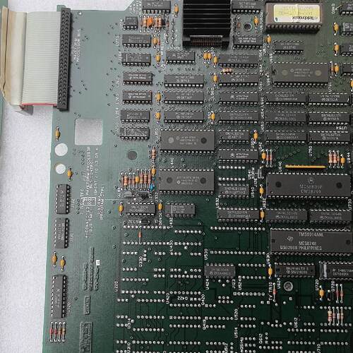 这是一块泰克（Tektronix）仪器主板，型号为1--议价商品