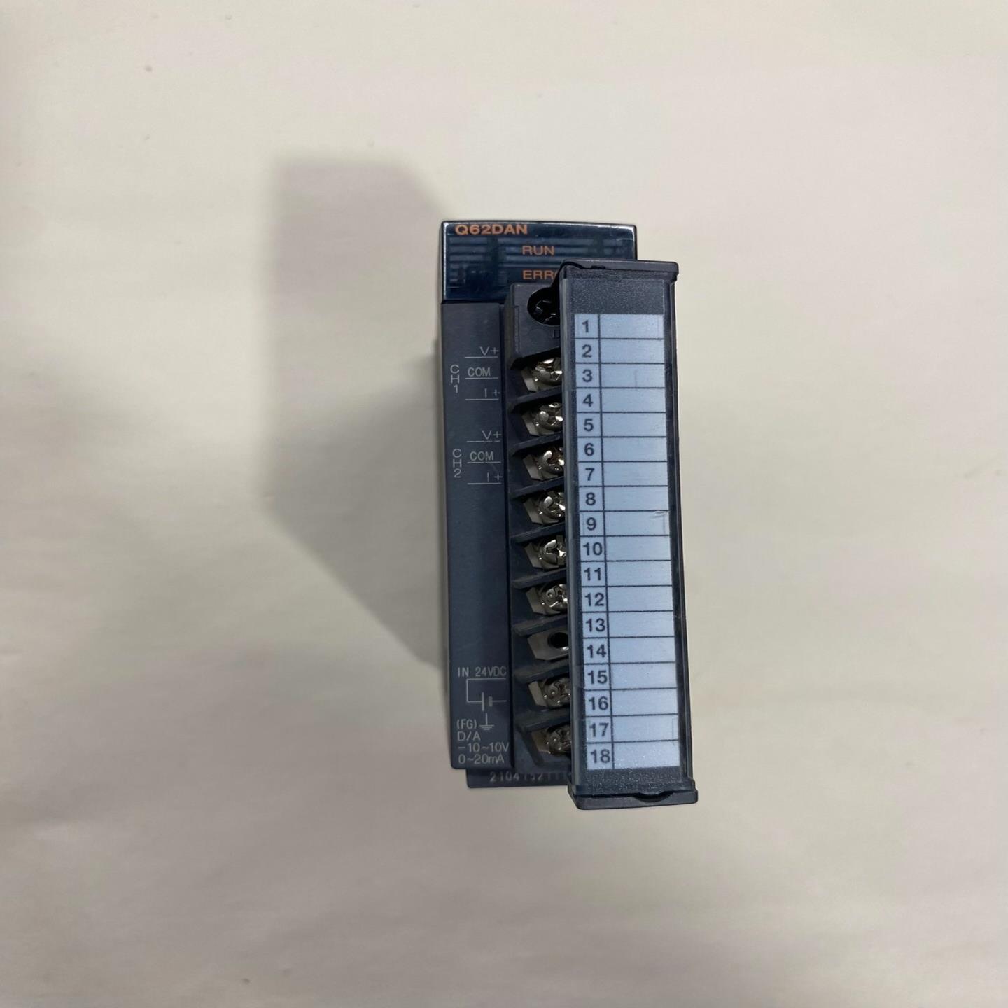 PLC，型号Q62DAN，实物如图，功能，不是实价，询价