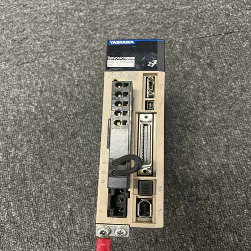 （霸霸电子）安川100W驱动器，SGD7S-R90A00A002