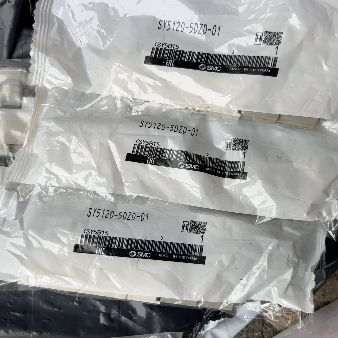 【请询价】SY5120-5DZD-01电磁阀原装正品未开封品牌SMC