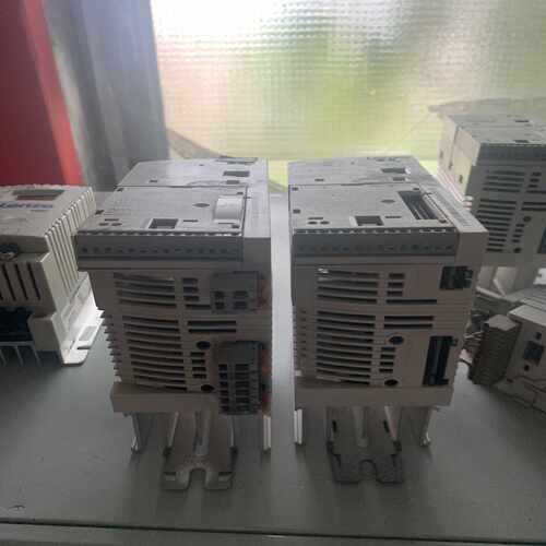 变频器E82EV371-2C0.37KW220V实