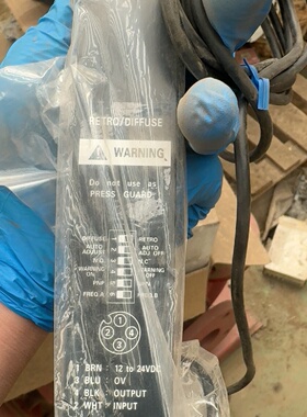 询-AB45PVA2LEA2F4    SER    A