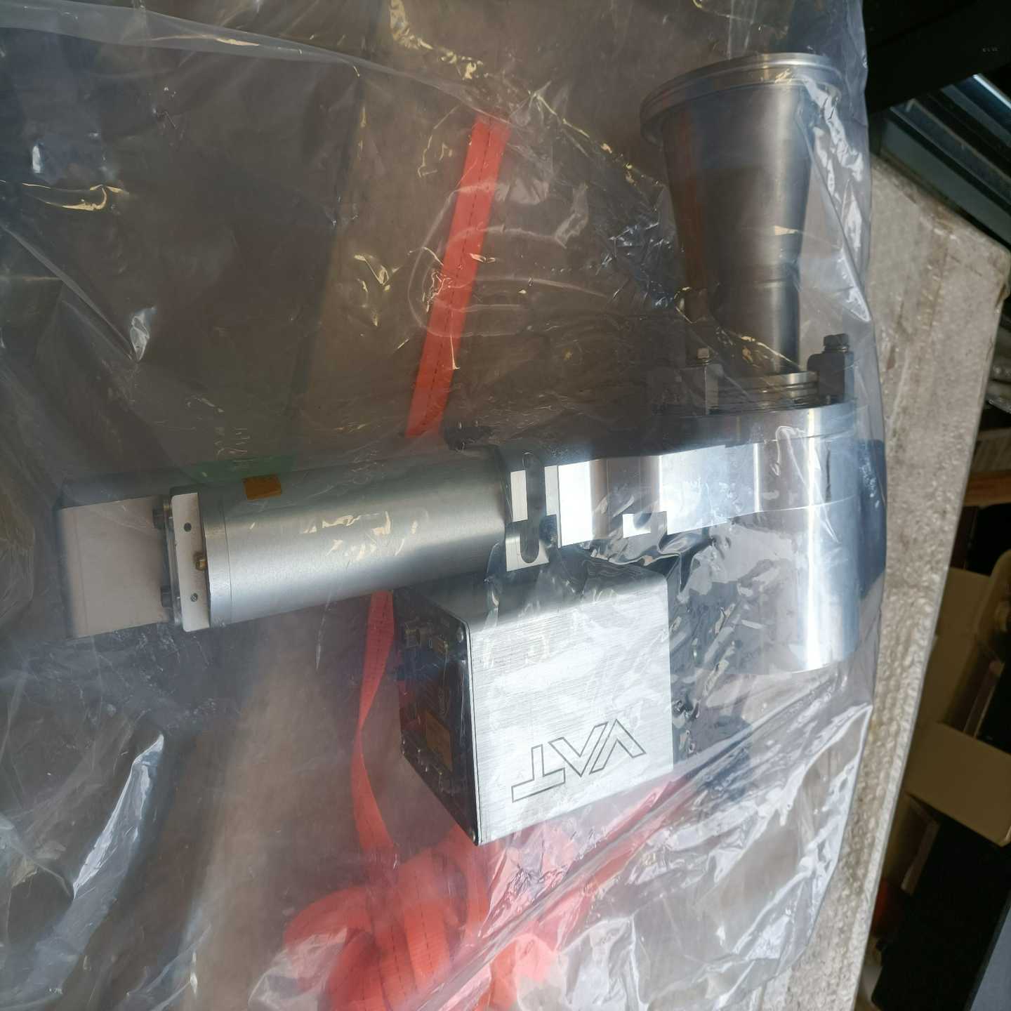 瑞士VAT蝶阀控制器，型号95238-PAGQ-ADH6/0--议价商品