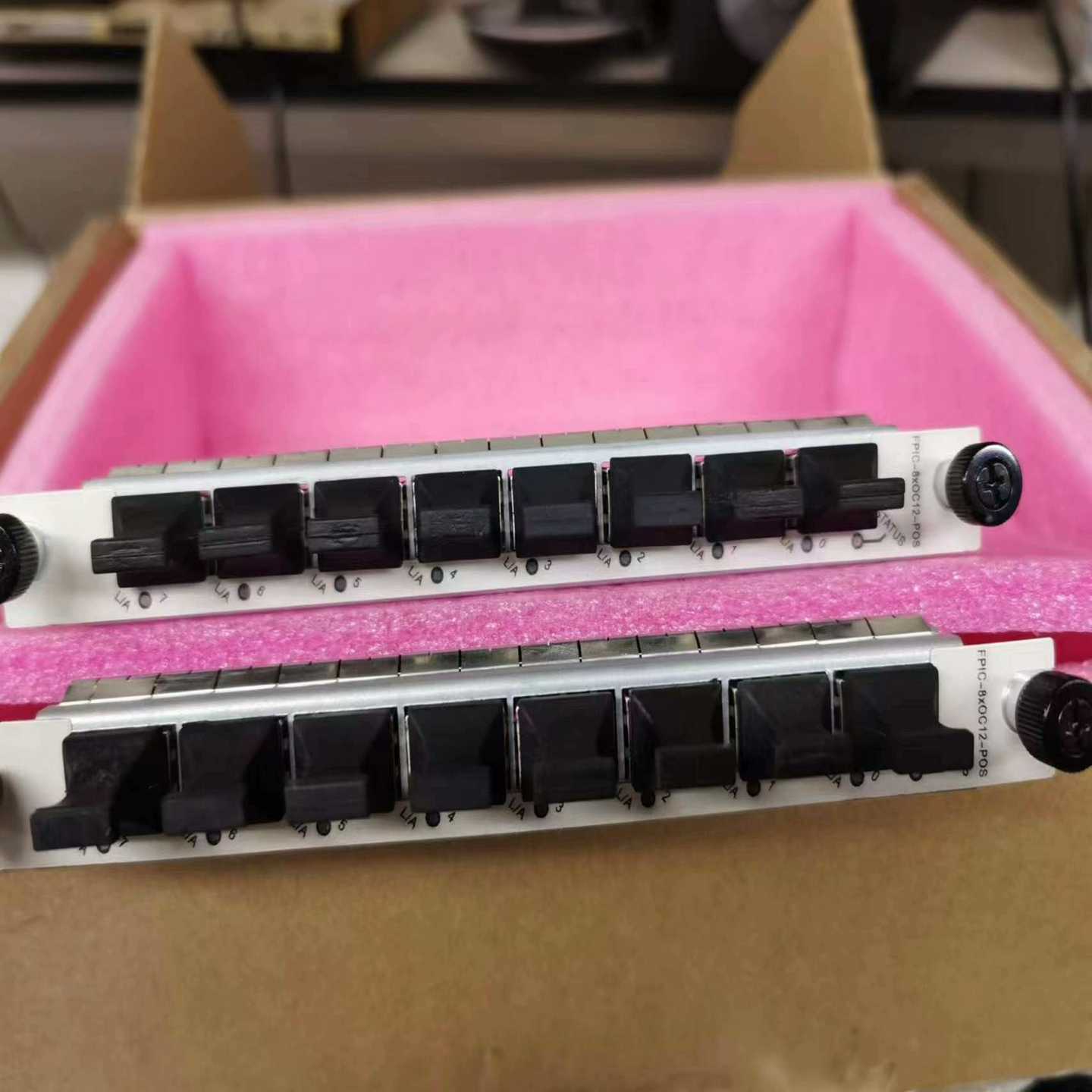 询价~FPIC-8xOC12-POS  ，CR53P8HF0