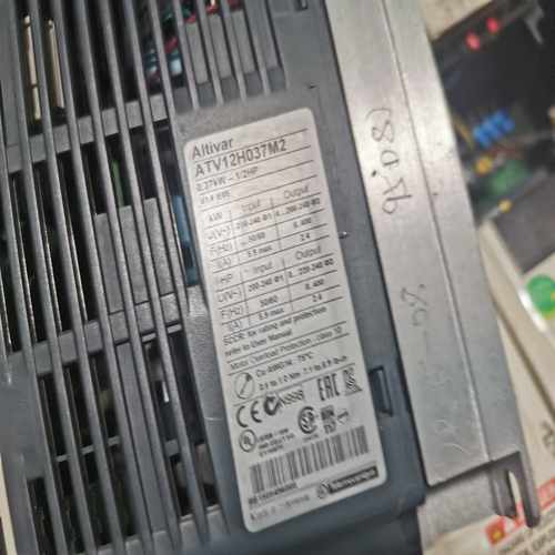 【星慕电子】富士变频器5000P11  FRN15P11S-4JE  1