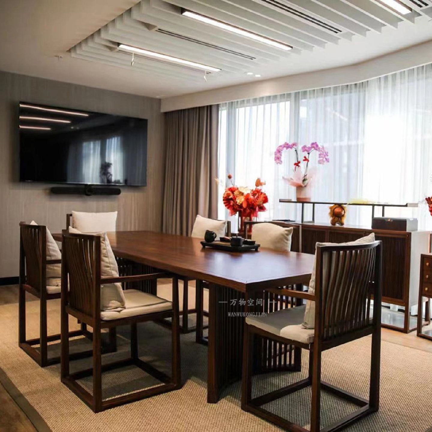 新中式餐桌椅组合黑胡桃木长方形餐厅饭桌现代简约家用实木餐桌