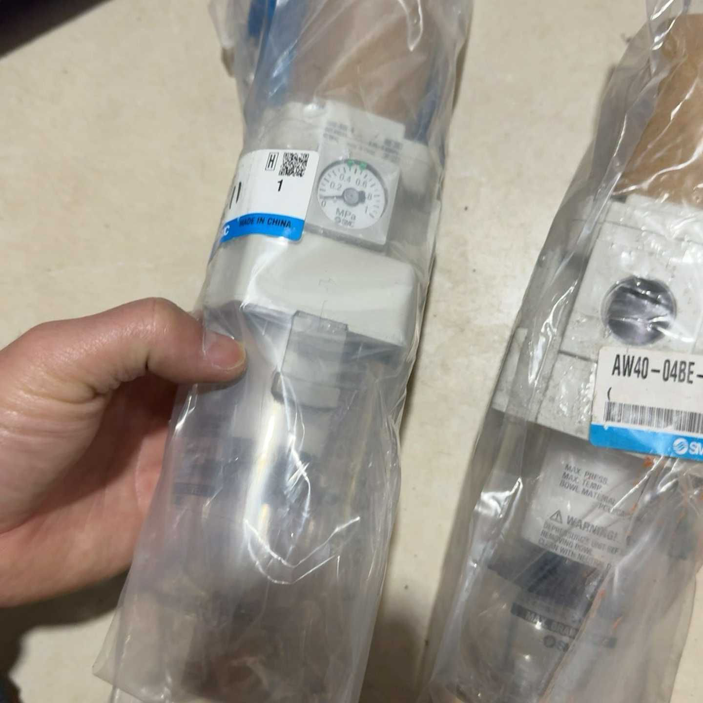议价YSMC过滤器，型号：AW40-N04BE-B，全新带包装，2现货/维修