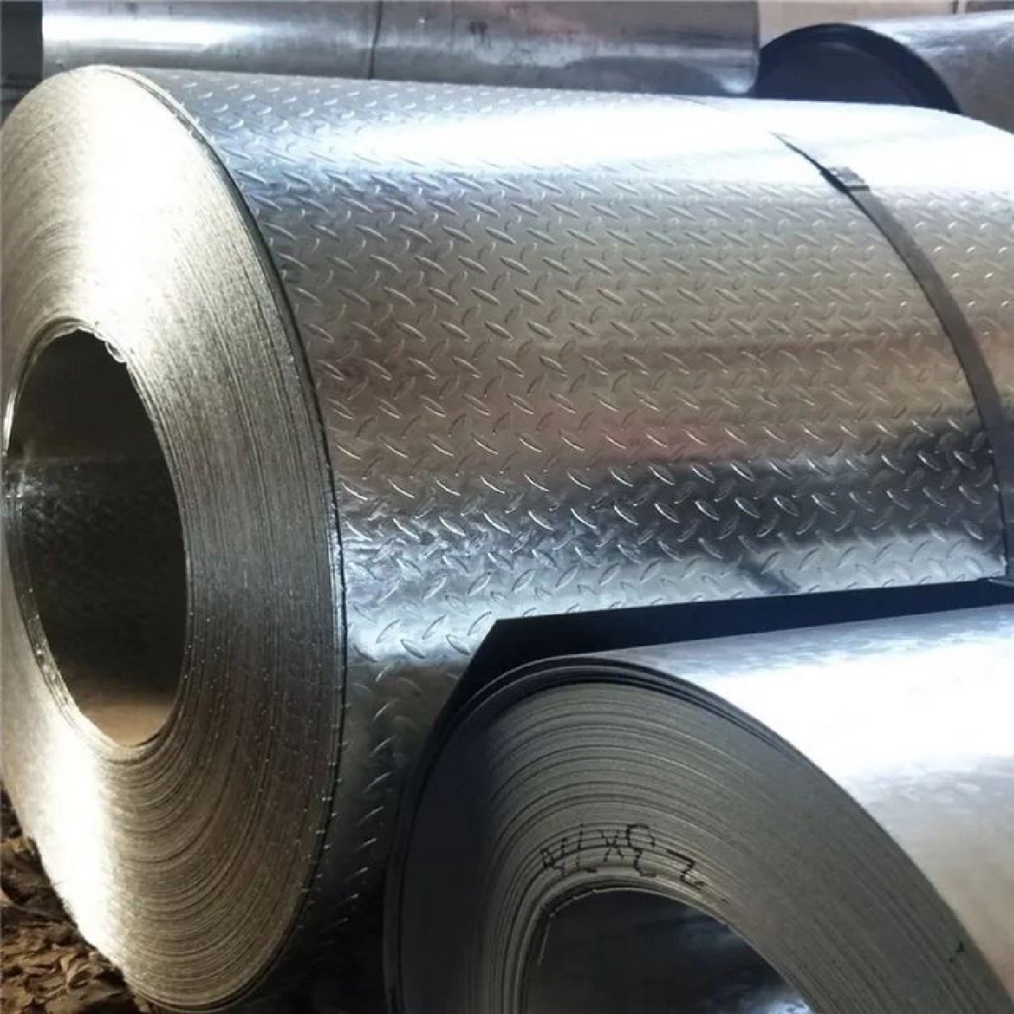 热镀锌花纹板2mm楼梯踏步防滑板3mm钢盖板4mm斜坡定制5mm压花板6m,金属材料及制品,钢板,淘宝优惠券,粉丝福利购,淘宝优惠卷