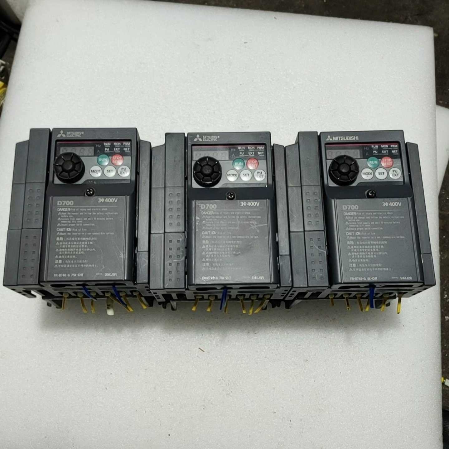 询价三菱D700变频器，FR一D740一0.4K一CHT，一台，
