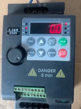 佛斯特变频器型号FST630S2R2GB功率2.2议价