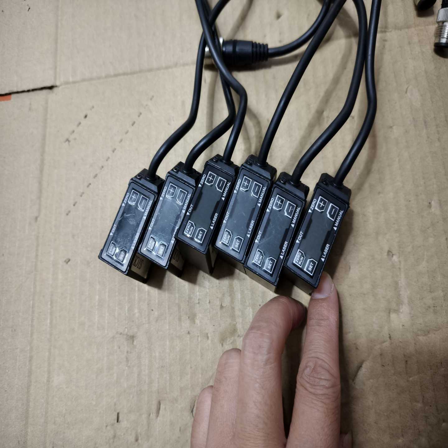 西克位移感测器0D1-B035C15I14SD适用