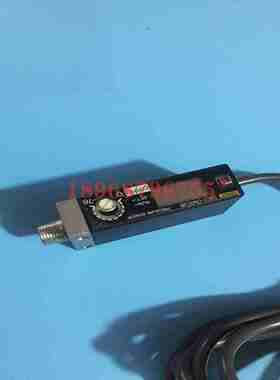 隆兴现货供应数字显示压力传感器E8CC-CN0C2B 现货E8CC-01C*