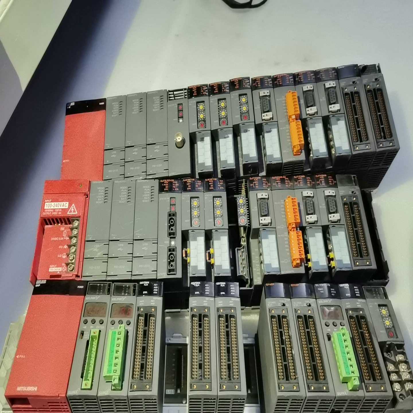 MITSUBISHI MELSEC-Q两个 QD75M4四个~询价