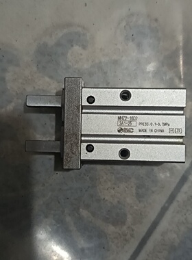 议价手指气缸MHZ216D2激光标成色好实物拍摄议价