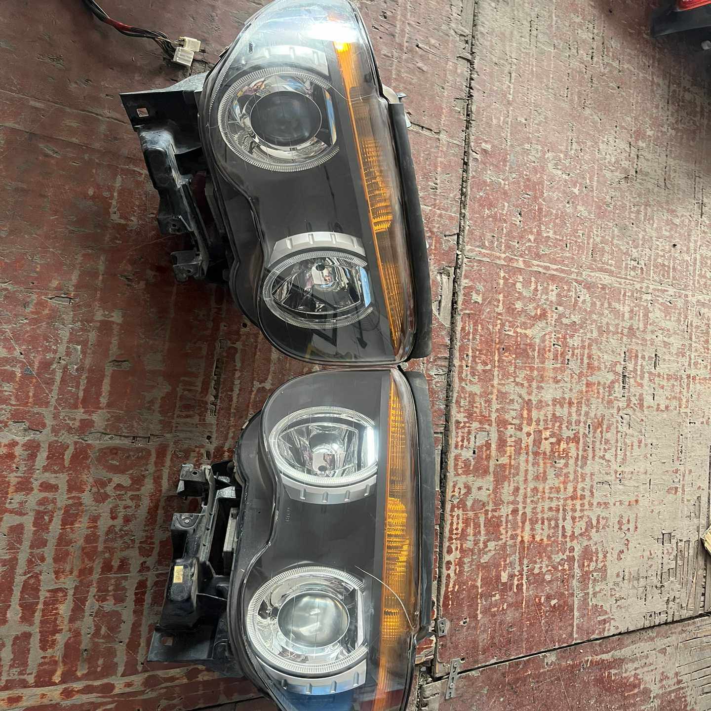 宝马7系E66大灯总成，原装拆车件，适用730、740、75--议价商品