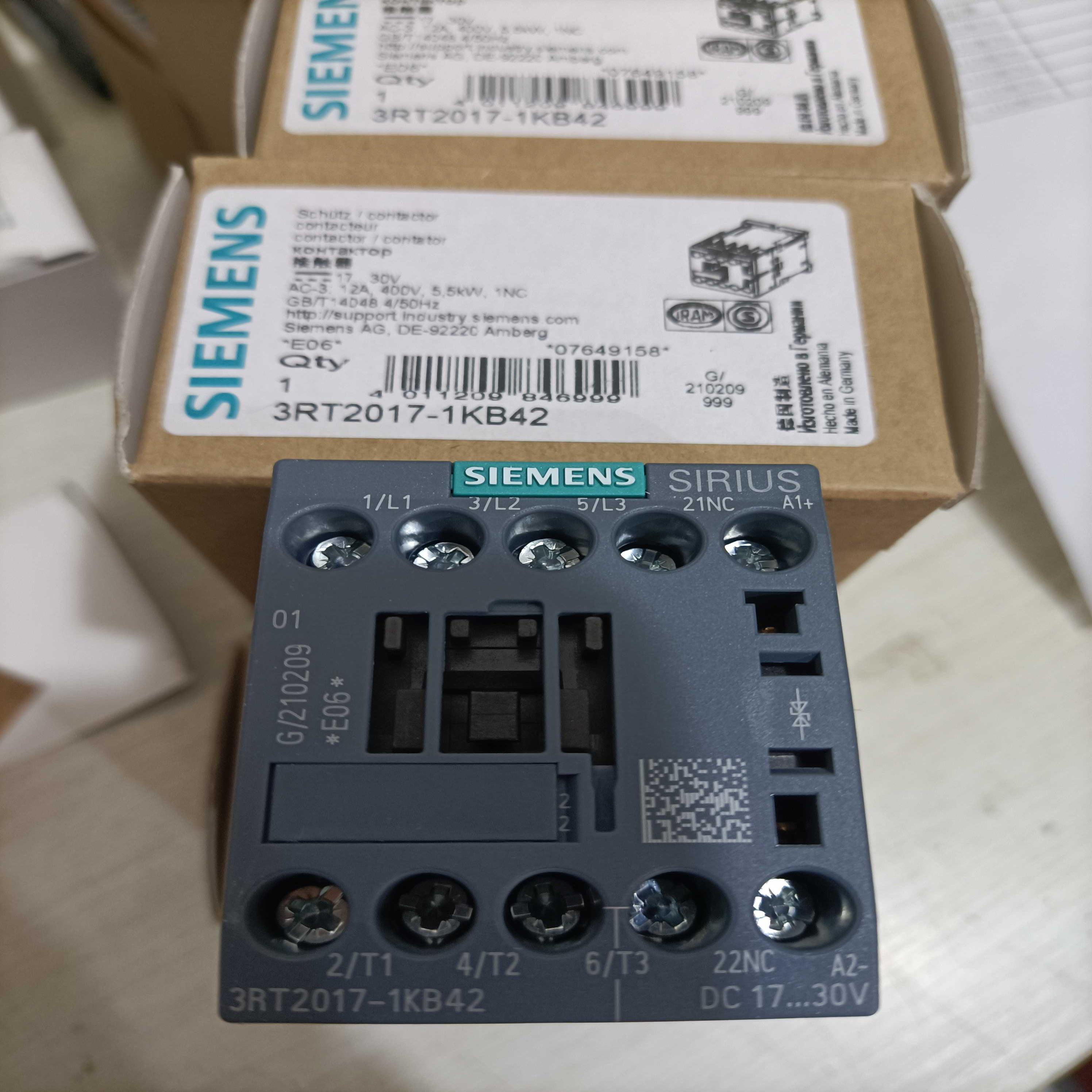 3RT2017-1KB42西门子接触器全新原装正品现货包邮