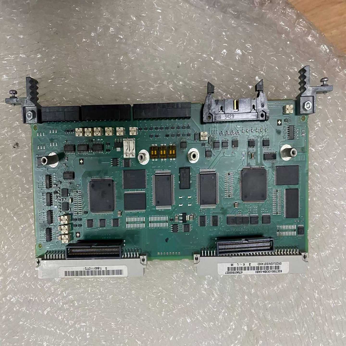 议价6ES7090-0XX84-0AB0二手拆机西门子ADB