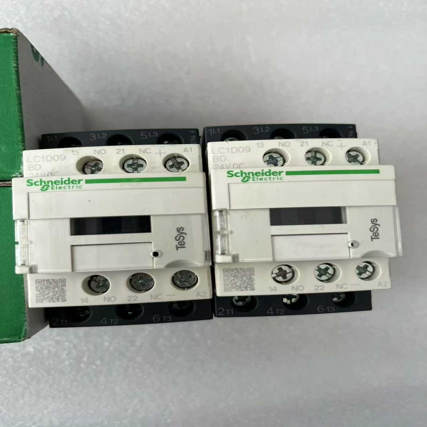 施耐德接触器LC1D09BDC线圈DC24V--议价商品