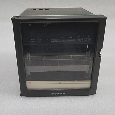 YOKOGAWA SR12 CHART RECORDER 100240VAC S5EC069832005