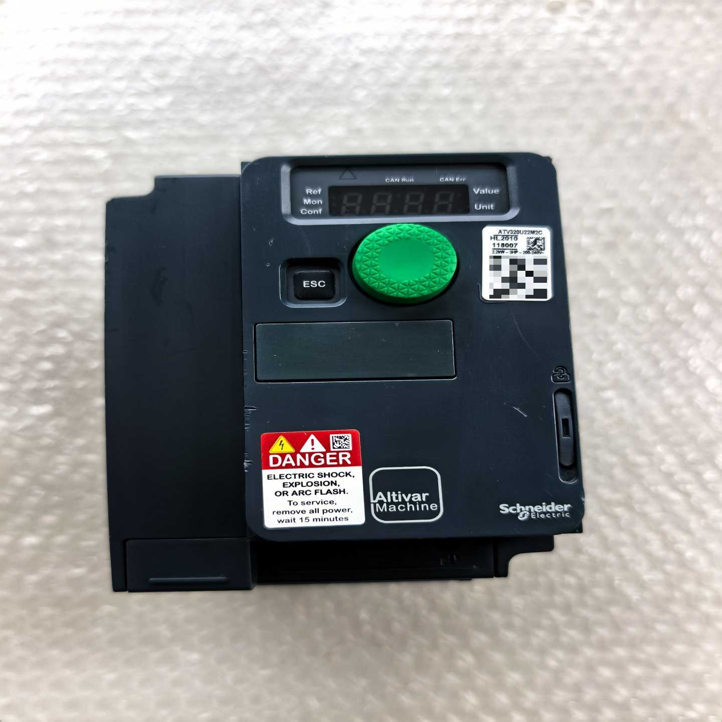 施耐德ATV320U22M2C变频器--议价商品