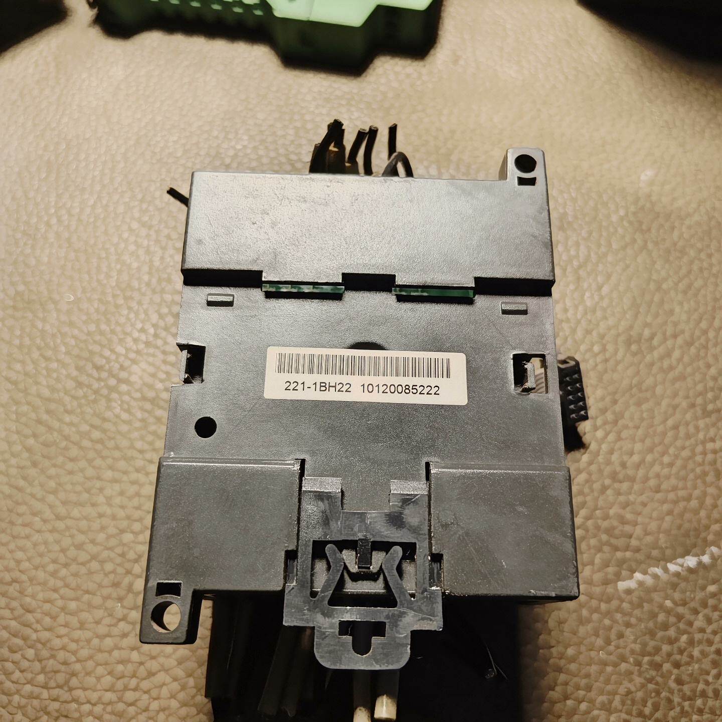 拆机仿西门子PLC扩展模块，EM221-1BH22-0XA0--议价商品
