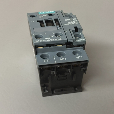 未使用西门子电源接触器3RT2027-1AP20-0UA0