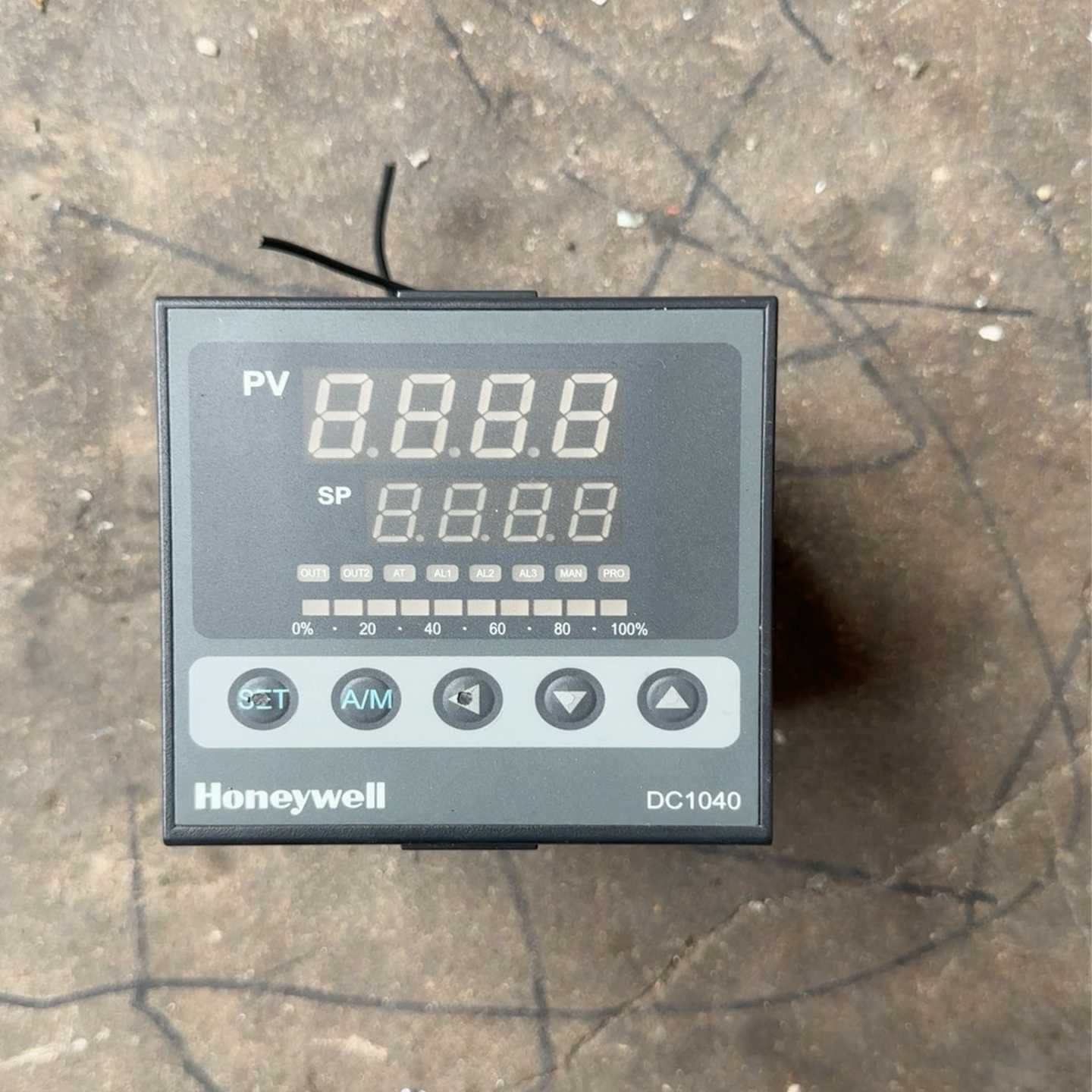 Honeywell霍尼韦尔温控器DC1040CR-70100--议价商品