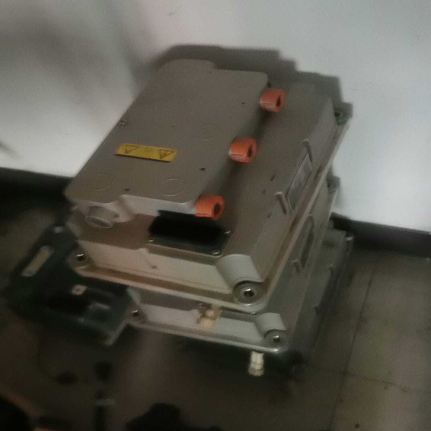 北汽EC180，驱动控制器总成，原装拆车件，百分之百好用，便--议