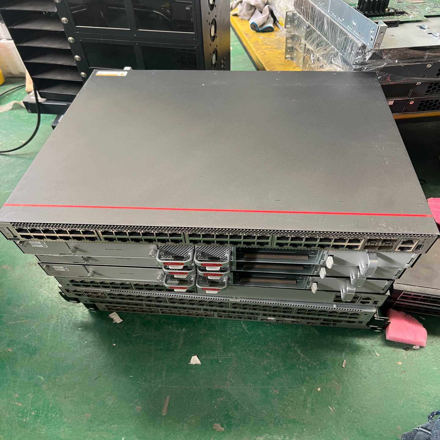 议价华为S5736-S48U4XC三层POE交换机，48口千兆电