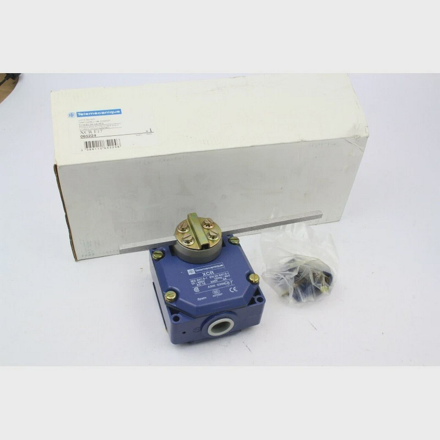 TELEMECANIQUE065224XCRF17Interrupteurdeposition(B630)