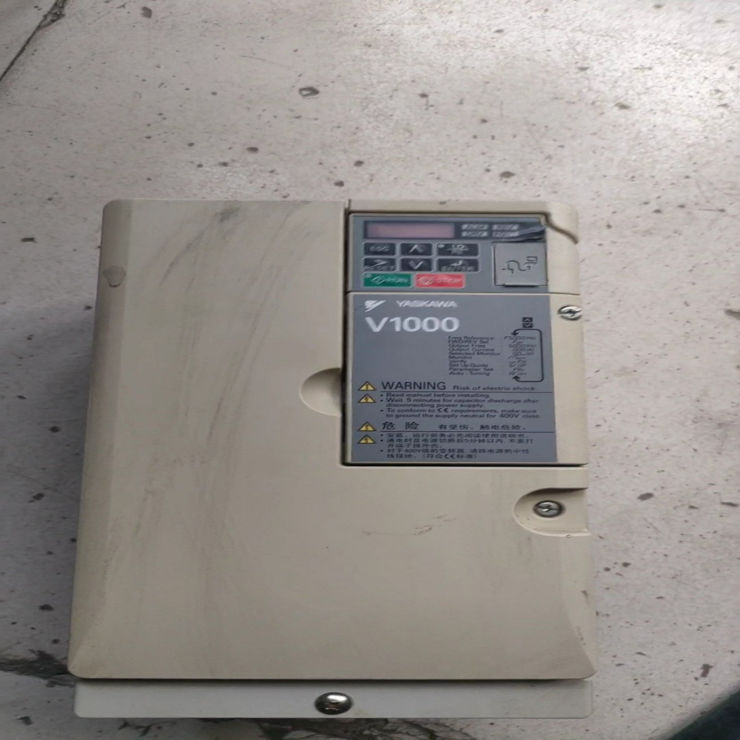 安川V1000-5.5kw重载变频器一台，成色自定义，功能包【鑫鑫商