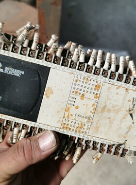 三菱plc型号FX3GA60MTCM成色外观如图主要是