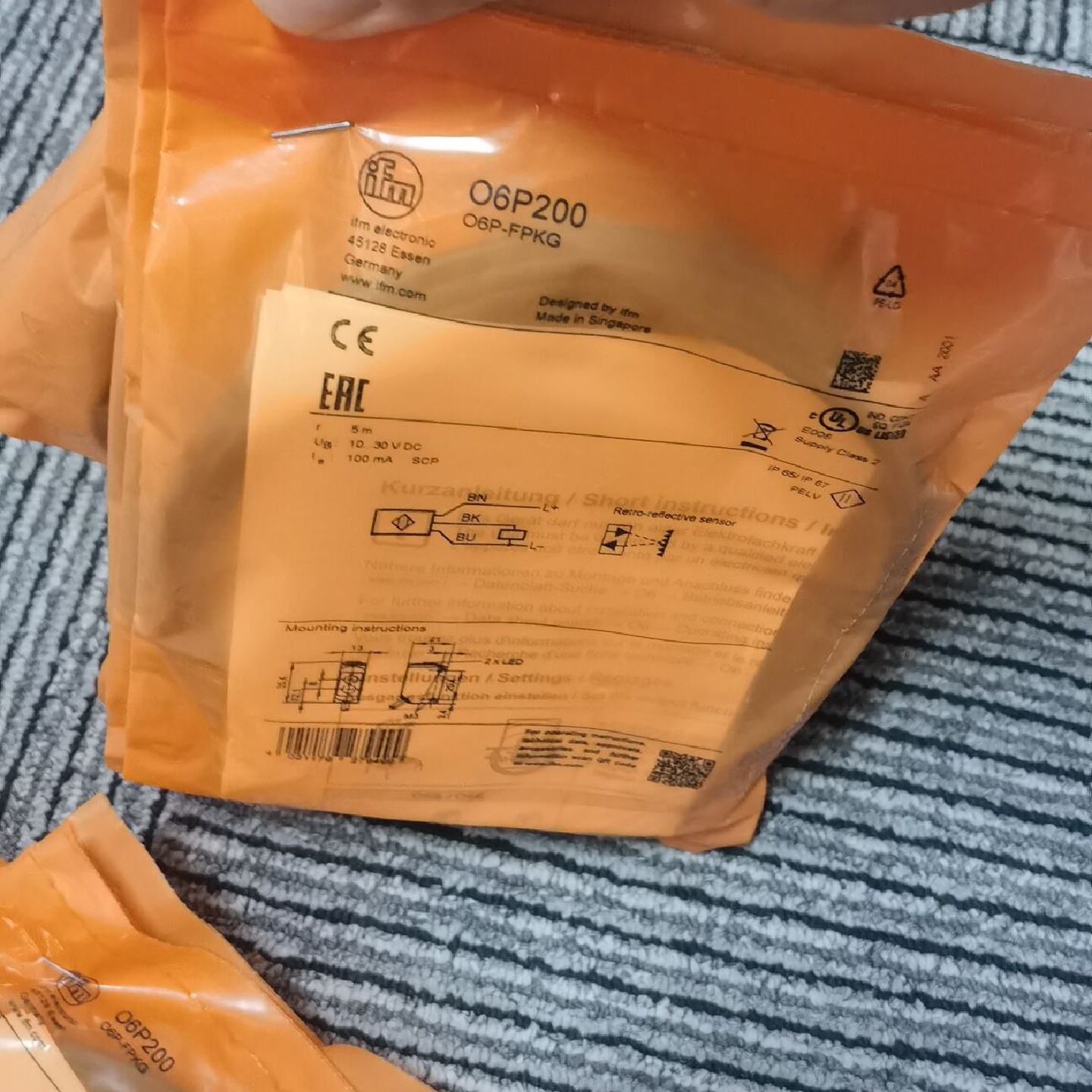 议价假一赔十IFM易福门光电感测器O6S200 O6E200  O6S202 O6E200 - 实物图
