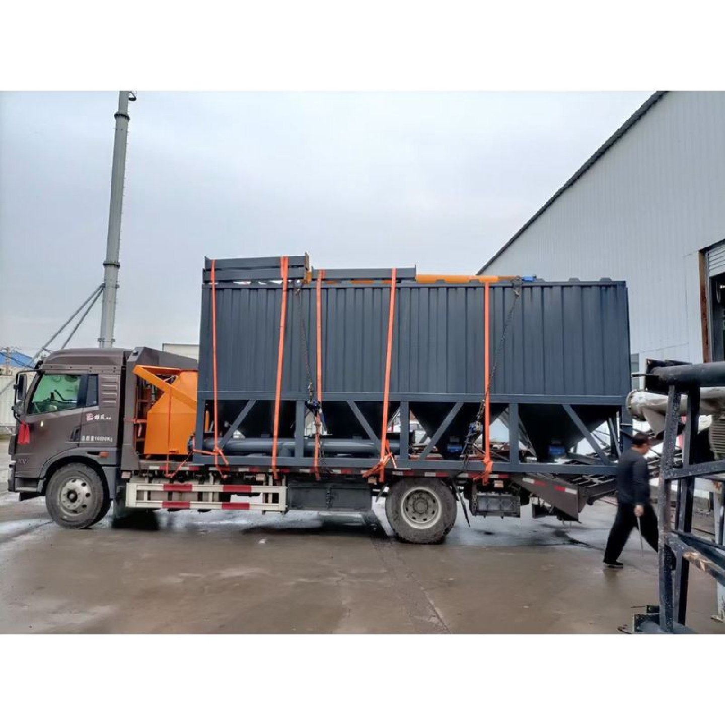 卧式水泥仓免基础水泥仓50T60T80T100T搅拌站工地专用卧式水泥罐,五金/工具,工程/建筑机械,淘宝优惠券,粉丝福利购,淘宝优惠卷