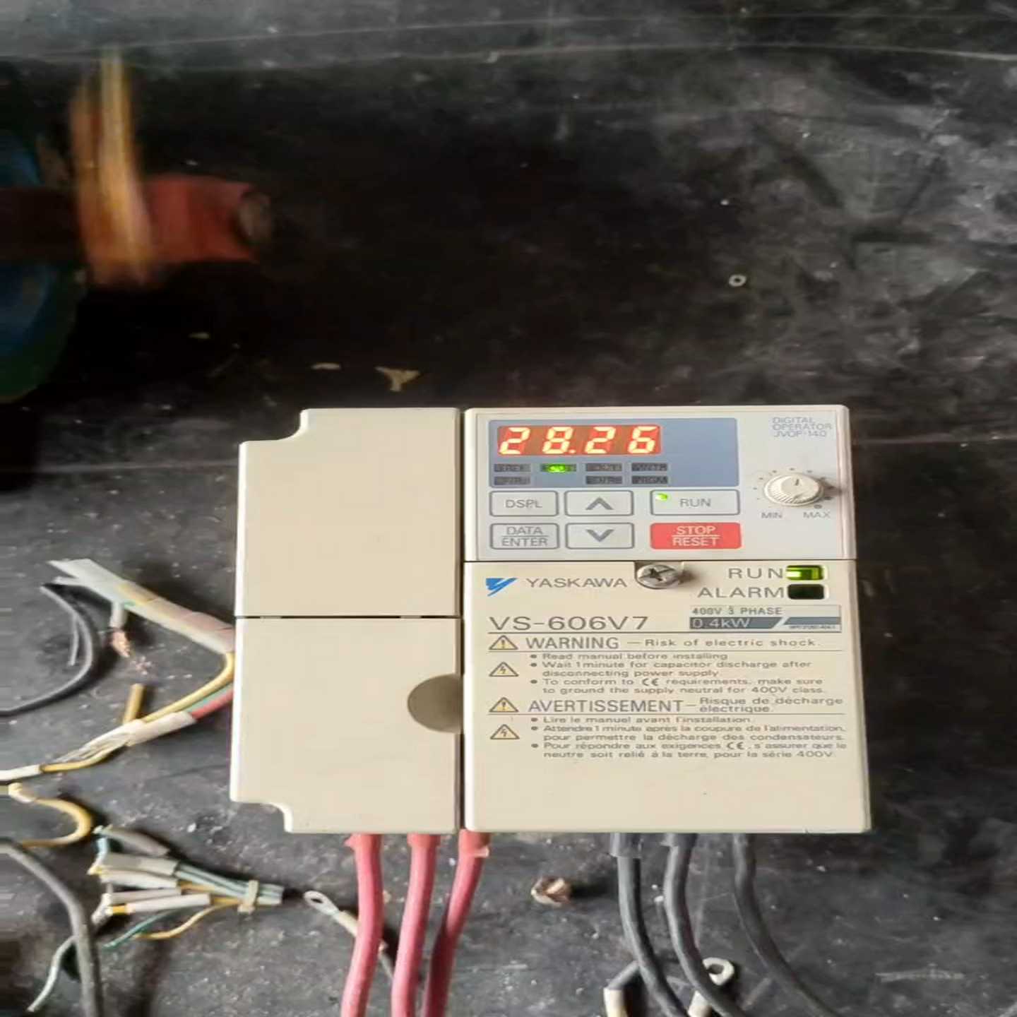 议价安川变频器I-V7404功率0.4千瓦适用