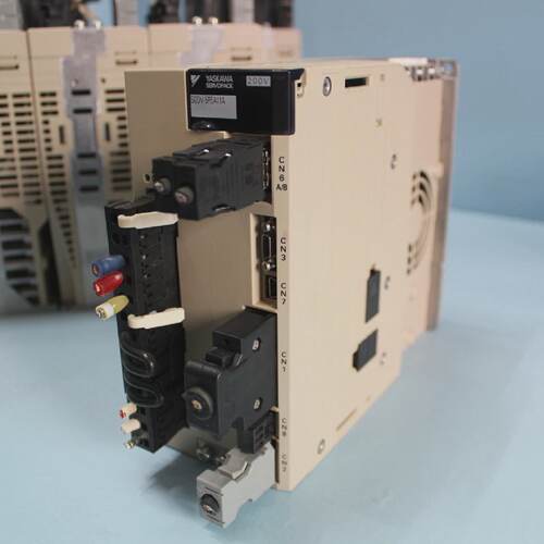 安川ServopackSGDV5R5A11A750W1件二手免加急送货
