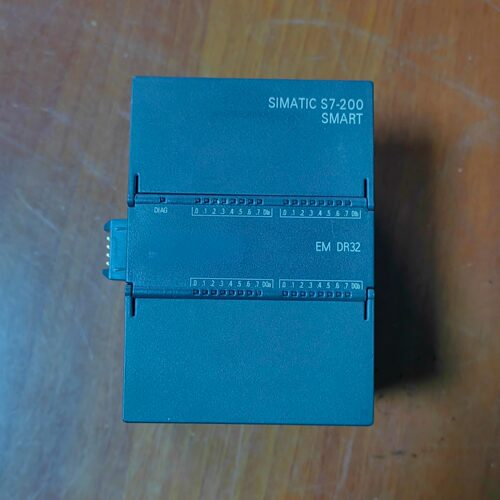 EM  DR32  6ES7  288-2DR32-0AA0    16入16出继电器型EM  DR16