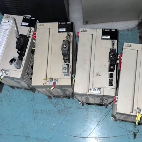 寻议价安川驱动器SGDV200A11A002000拆机现货实