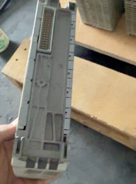 议价施耐德PLC，TSXAEY800，功能包好，成色漂亮