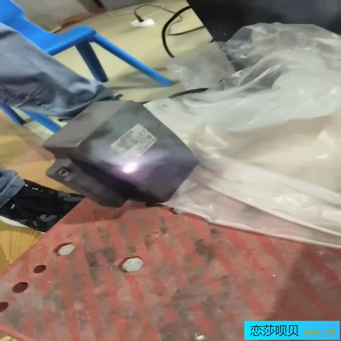 基恩士激光打标机MD-X1500现货9新用时5年输出