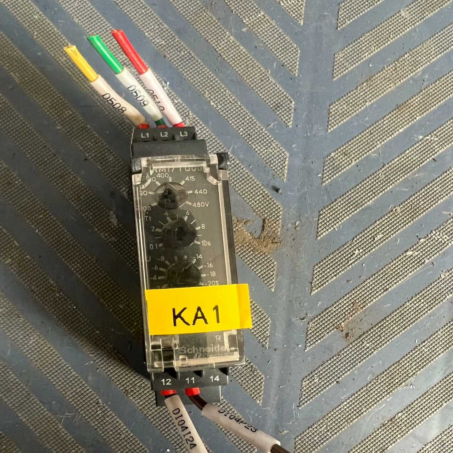 【议价】RM17TU00相序过压欠压缺相保护控制器，