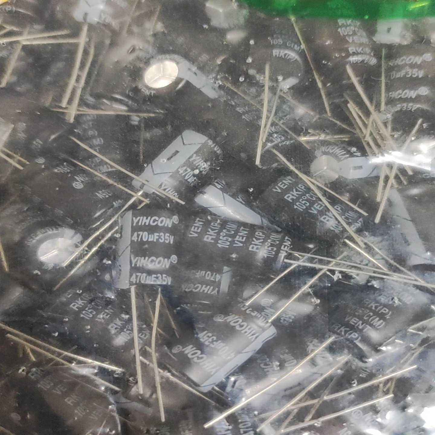 议价4250只35v470uf原装软脚电B源常用铝电解电容4现货/维修