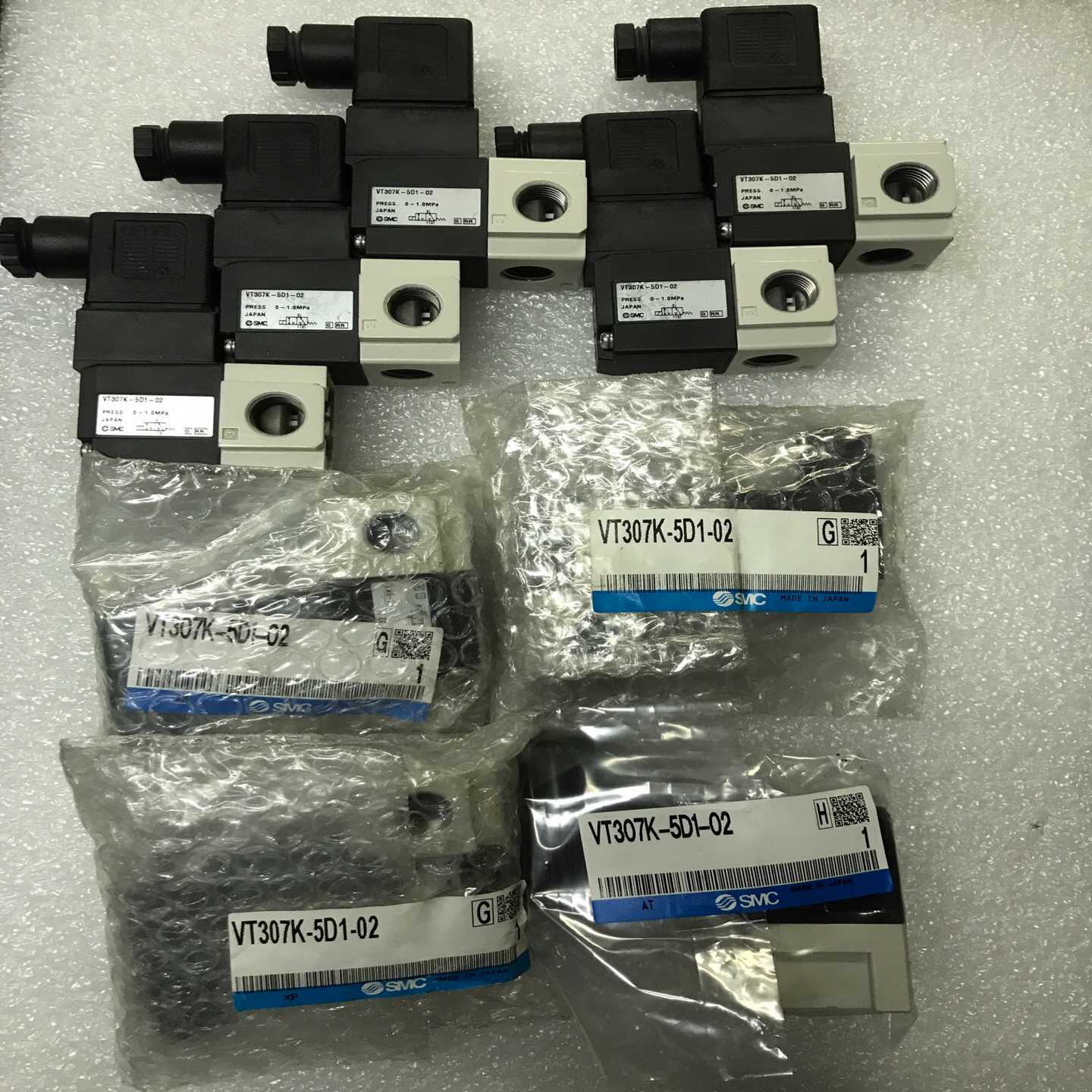 VT307K-5D1-02电磁阀剩余两个询价