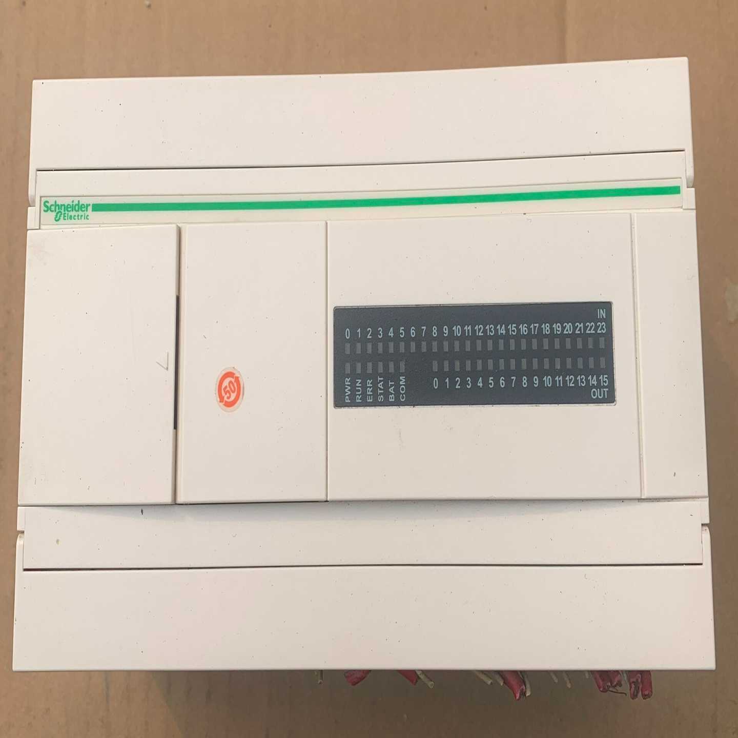 TWDLCAA40DRF施耐德PLC实物图功能正常量-议价