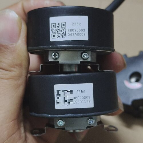 询-S23Bit编码器内孔尺寸9mm带锥度成色可以如图所示