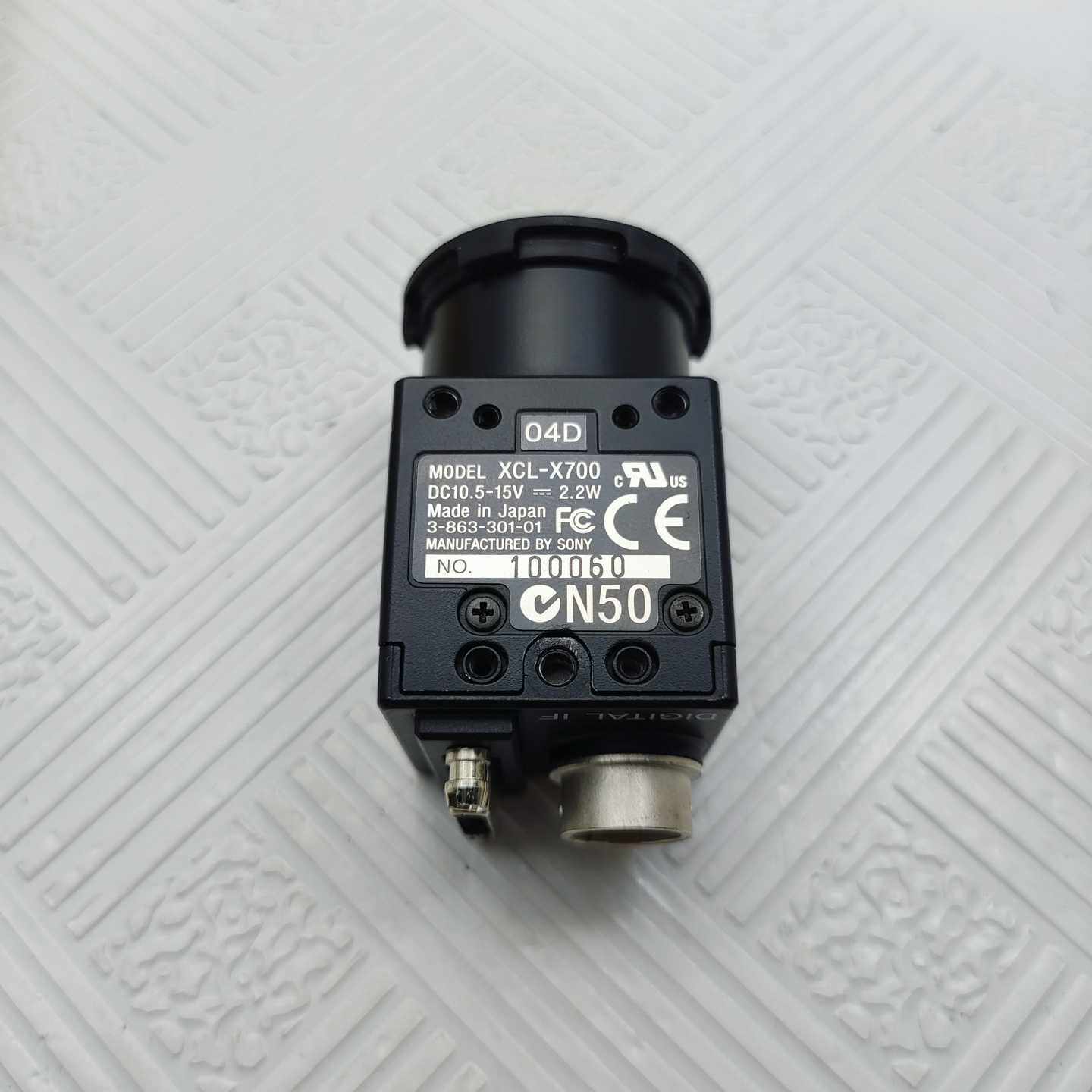 询价索尼工业相机。XCL-X700原装全新。有包装盒，但没有说明